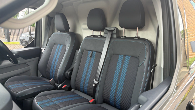 Ford Transit Custom 320 L1 Diesel Fwd 2.0 EcoBlue 170ps H1 Van Sport Auto - Image 33